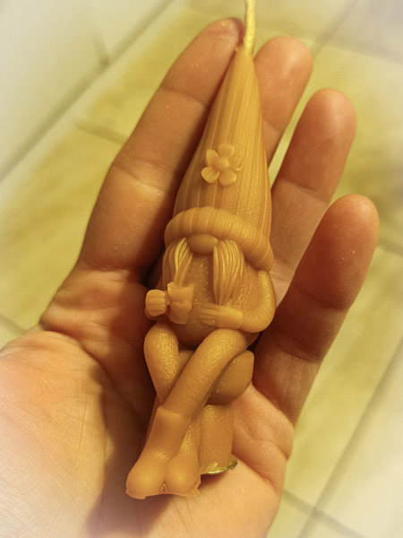 Petite Gnom Beeswax Candle