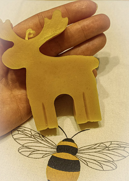 Holiday Helper Beeswax Candle